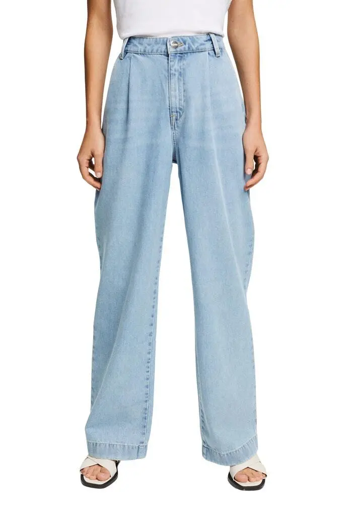 ESPRIT Jeans In Blue Light Wash – Bild 2